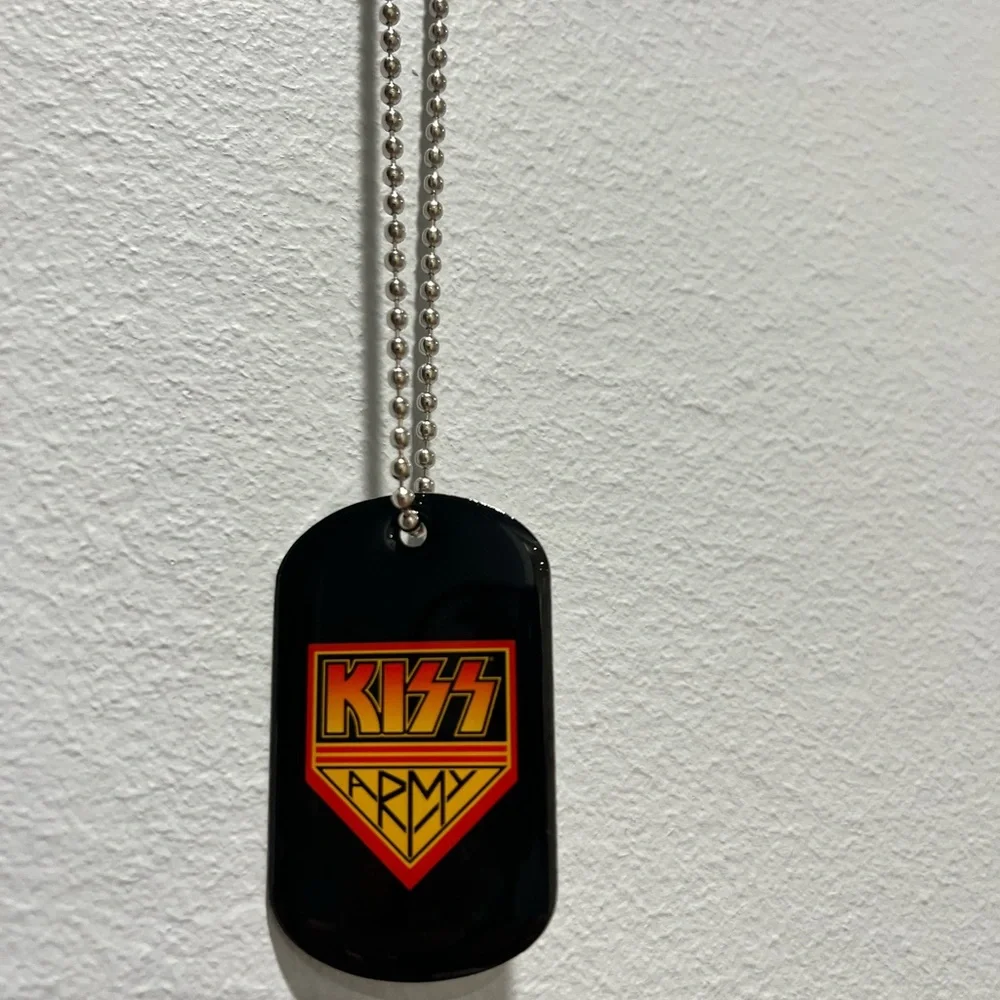 New no bag KISS Army Necklace Dog Tag‎ Pendant Black Vintage Kiss Memorabi